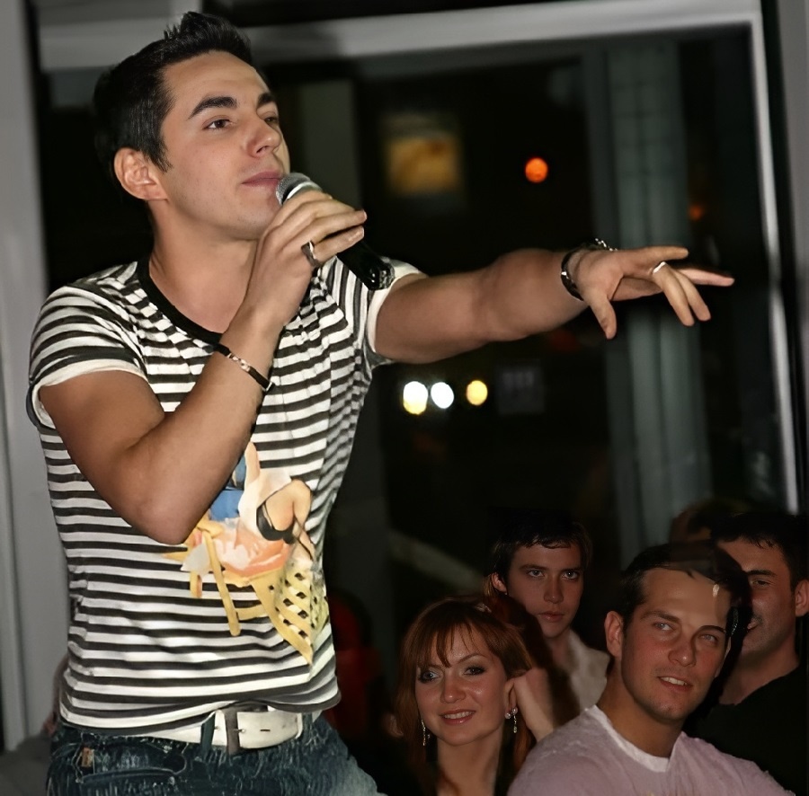 Тимур Родригез. Тимур Родригез.