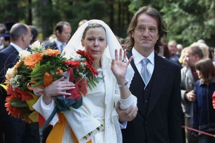 Принцесса Калина в день свадьбы. Принцесса Калина в день свадьбы.