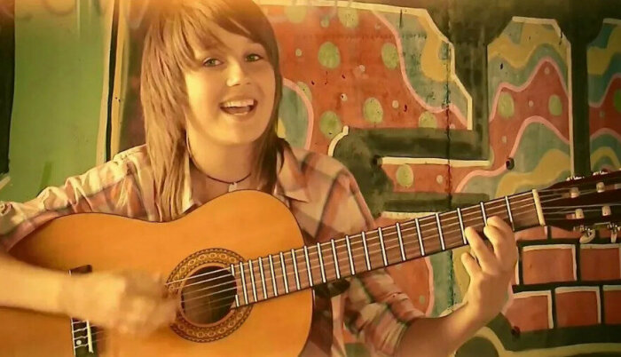 Клава Кока в 14 лет.