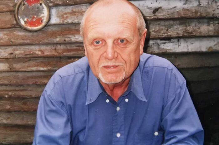 Александр Муратов.