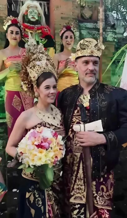 Екатерина Шпица и Руслан Панов свадьбу сыграли на Бали.