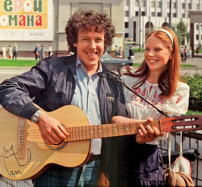 Марьяна Полтева и Андрей Макаревич в фильме «Начни сначала».