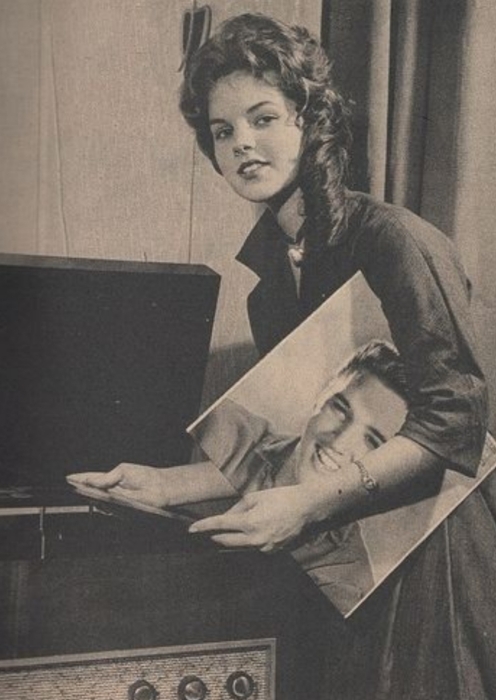 Присцилла Пресли в юности. / Фото: dastereo.ru Присцилла Пресли в юности. / Фото: dastereo.ru