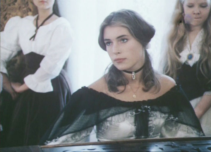 Мария Шукшина в фильме «Вечный муж». / Фото: kino-teatr.ru Мария Шукшина в фильме «Вечный муж». / Фото: kino-teatr.ru