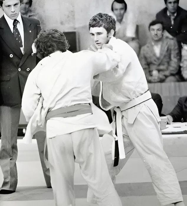 Владимир Невзоров на татами.