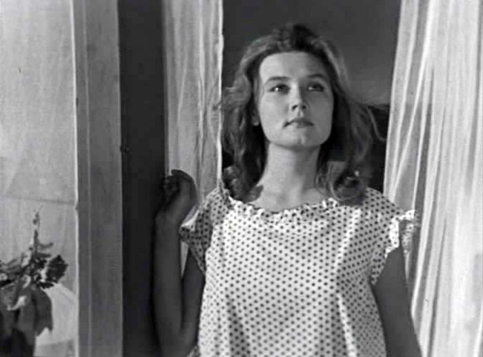 Вера Алентова в фильме «Дни летние».