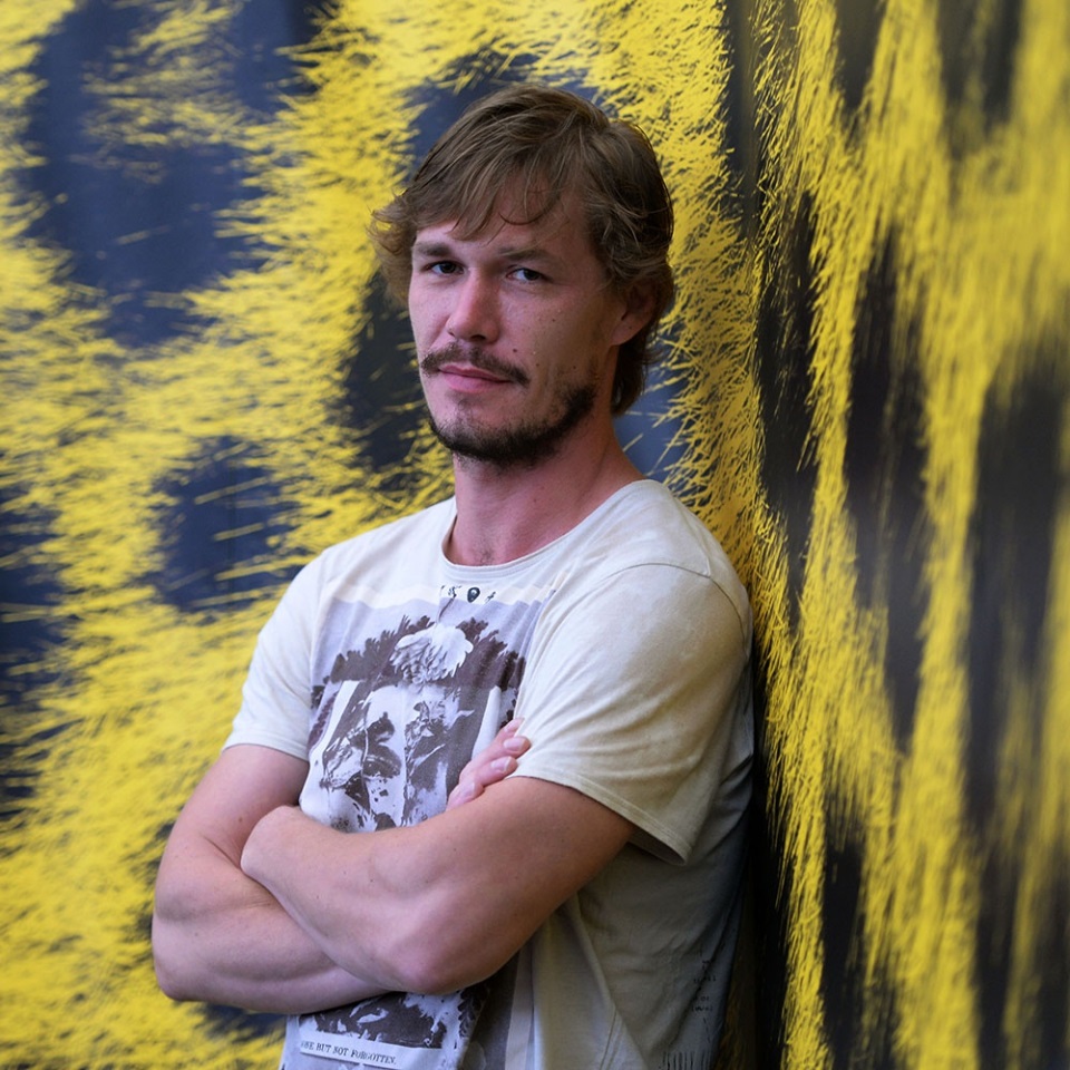 Артём Быстров.