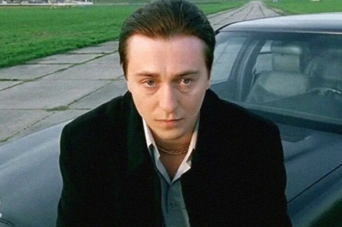 Сергей Безруков в сериале «Бригада». Сергей Безруков в сериале «Бригада».