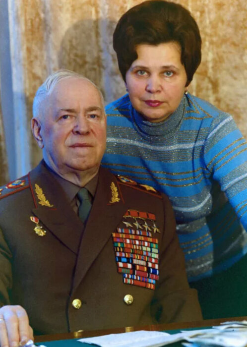 Георгий Жуков и Галина Семёнова. Георгий Жуков и Галина Семёнова.