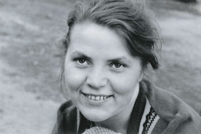 Кира Петрова.