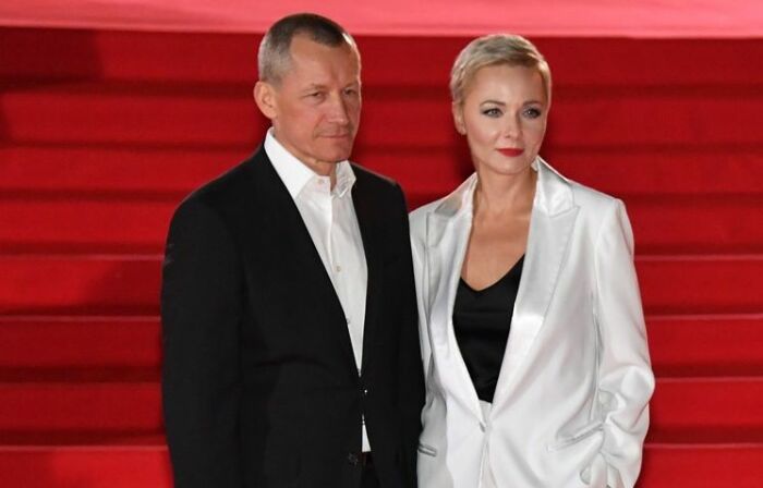 Дарья Повереннова и Андрей Шаронов. Дарья Повереннова и Андрей Шаронов.