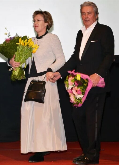 Ирина Розанова и Ален Делон. Ирина Розанова и Ален Делон.