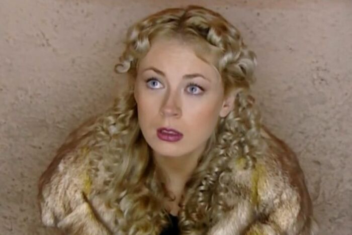 Оксана Скакун в сериале «Дознаватель». Оксана Скакун в сериале «Дознаватель».