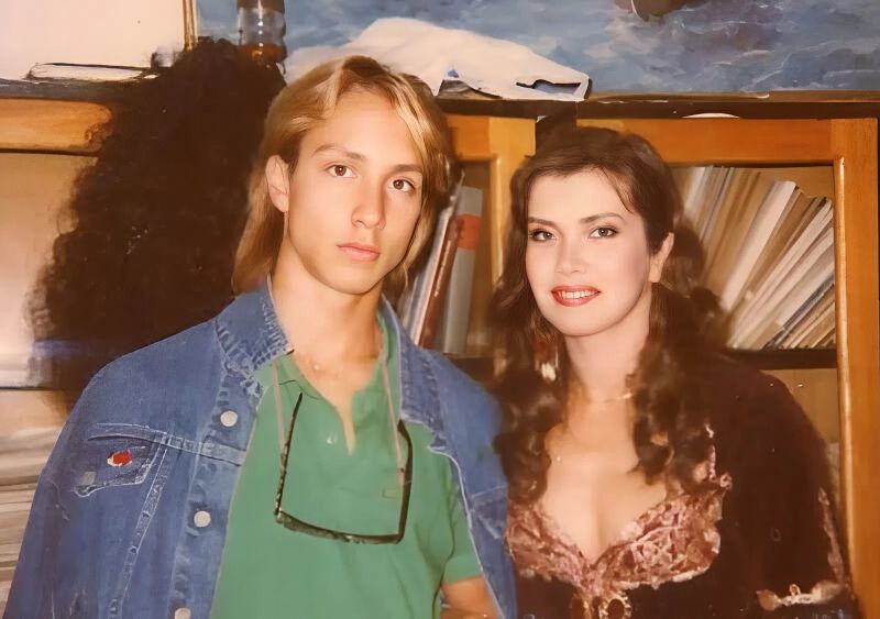 Александр Фадеев и Вера Сотникова. Александр Фадеев и Вера Сотникова.