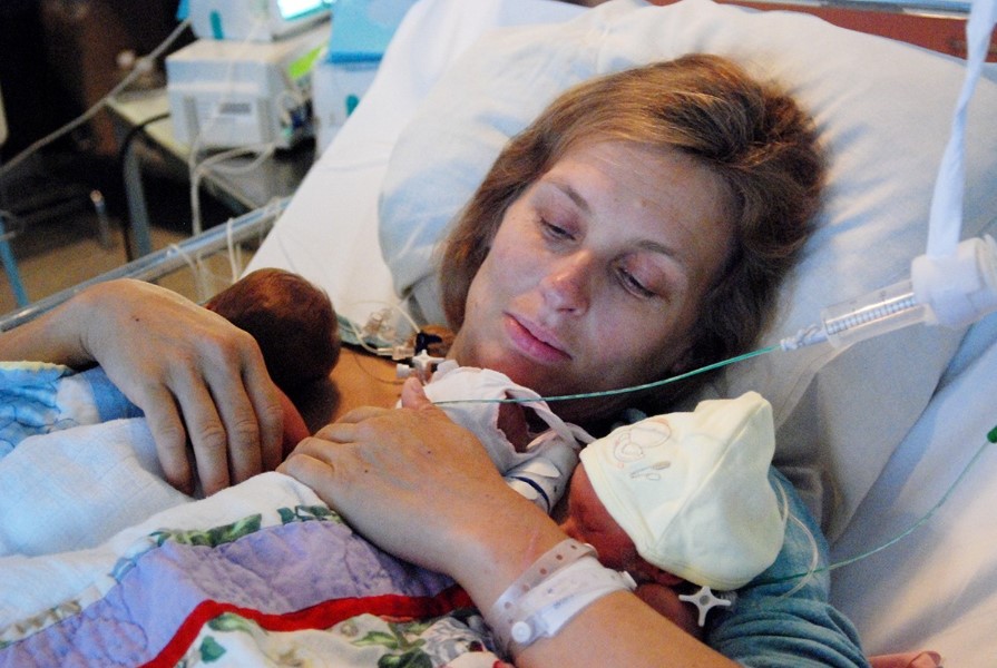 Татьяна Хотенко с детьми.