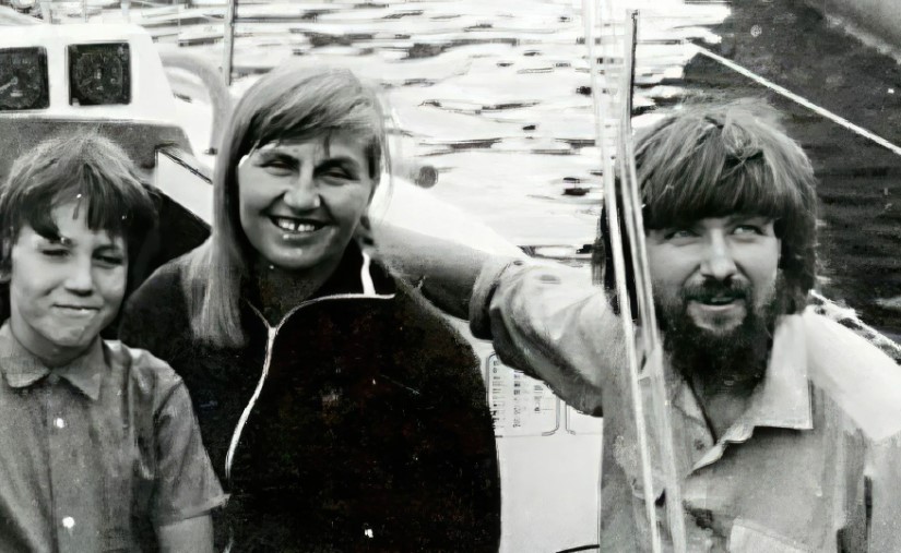 Фёдор Конюхов с первой женой и сыном. Фёдор Конюхов с первой женой и сыном.