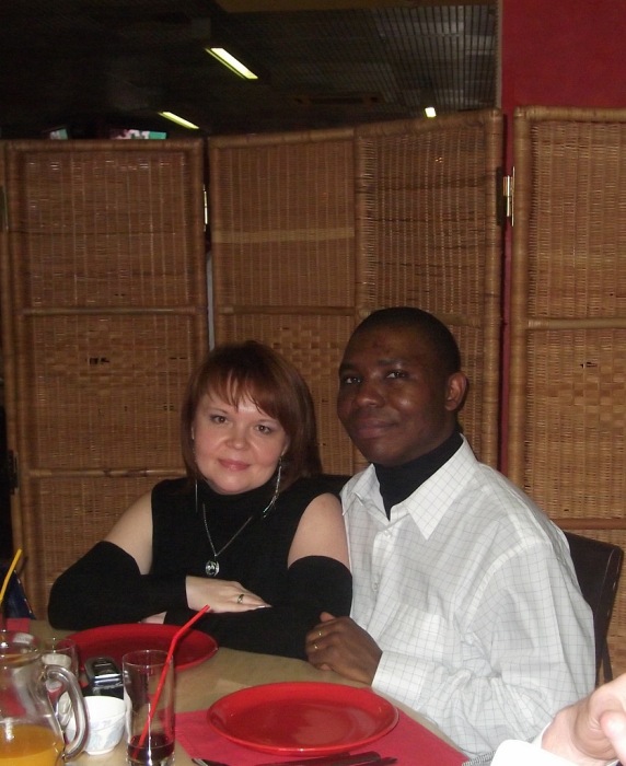 Афам и Лариса Езеуго. Афам и Лариса Езеуго.