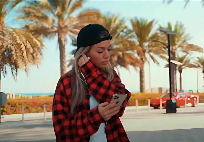 Люся Чеботина.