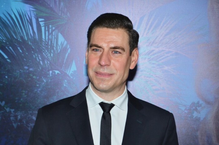 Дмитрий Дюжев. Дмитрий Дюжев.