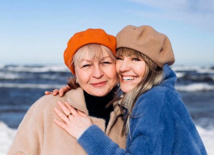 Яна Крайнова с мамой.