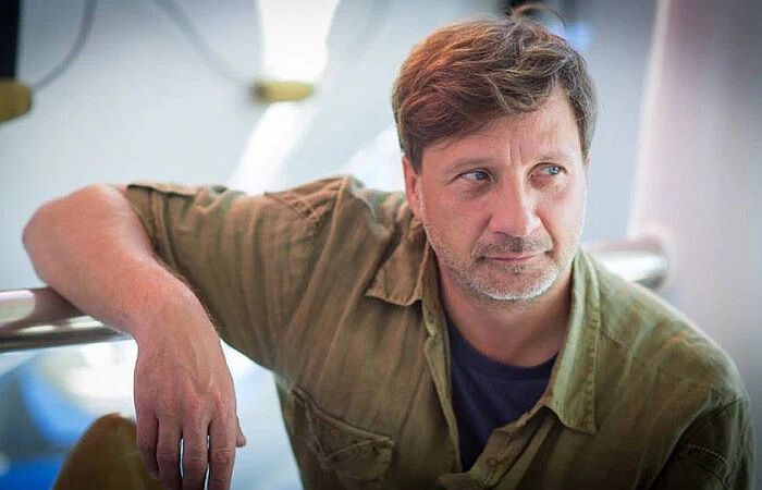 Владимир Виноградов.