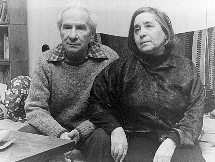 Александр Володин с женой. Александр Володин с женой.