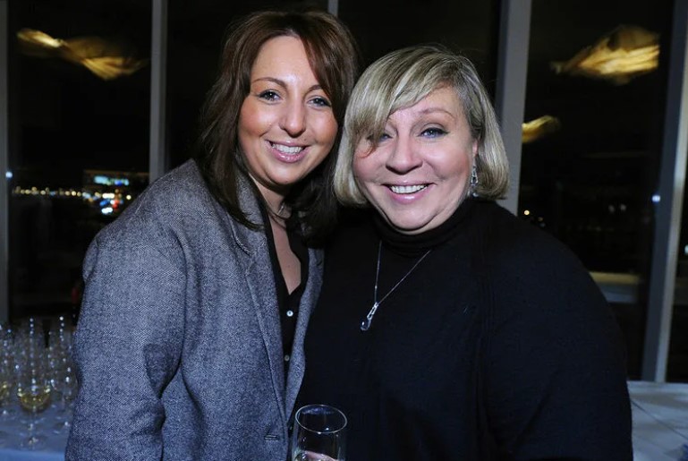 Анастасия Голуб с мамой. Анастасия Голуб с мамой.