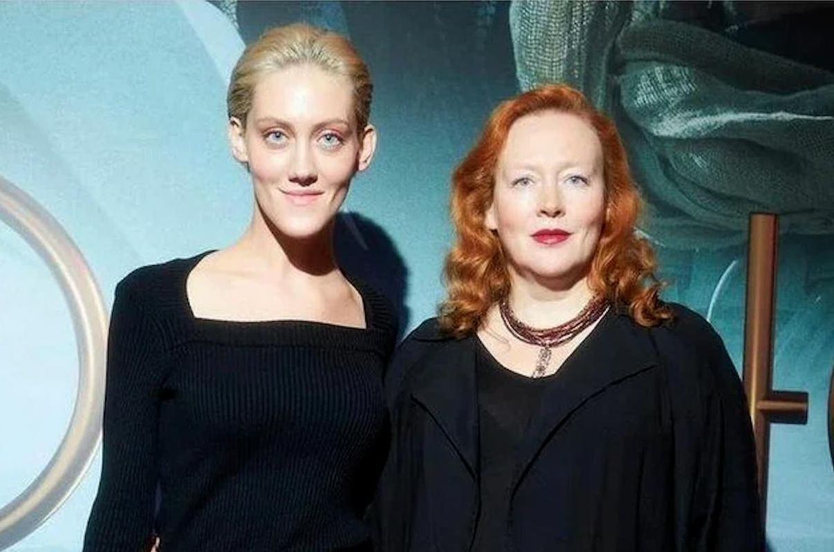 Юлия Ауг с дочерью.