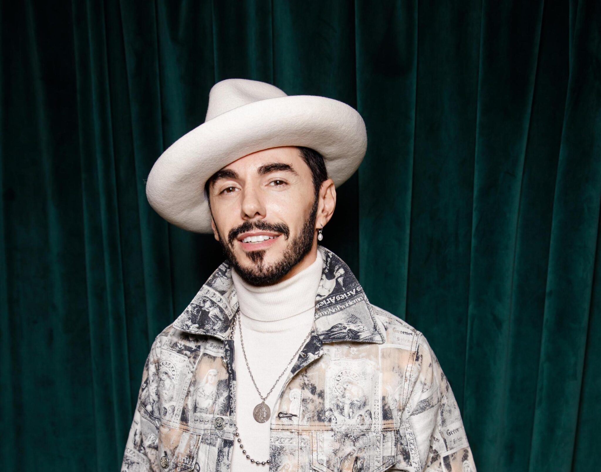 Тимур Родригез. Тимур Родригез.