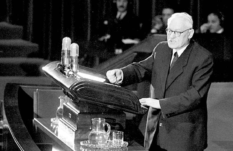 Андрей Вышинский. Андрей Вышинский.