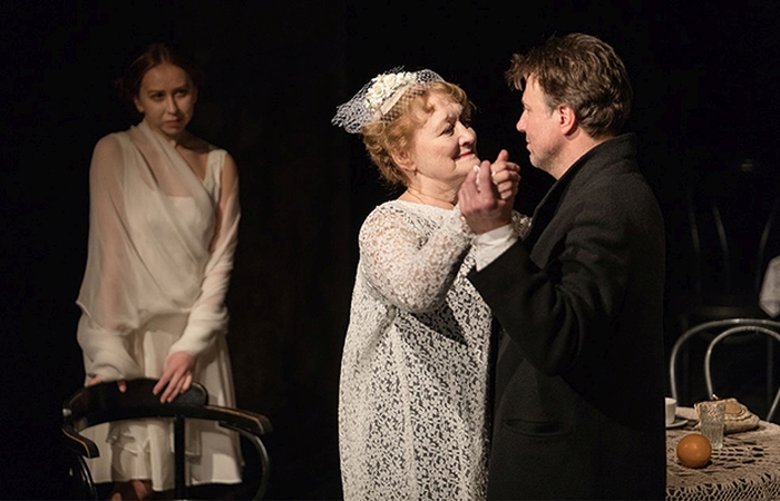 Тамара Абросимова в спектакля «Если бы знать». / Фото: ptj.spb.ru Тамара Абросимова в спектакля «Если бы знать». / Фото: ptj.spb.ru