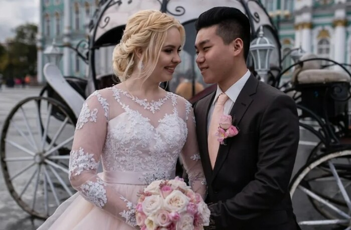 Китайцы уверены, что россиянки выходят замуж по любви, а не из-за денег.