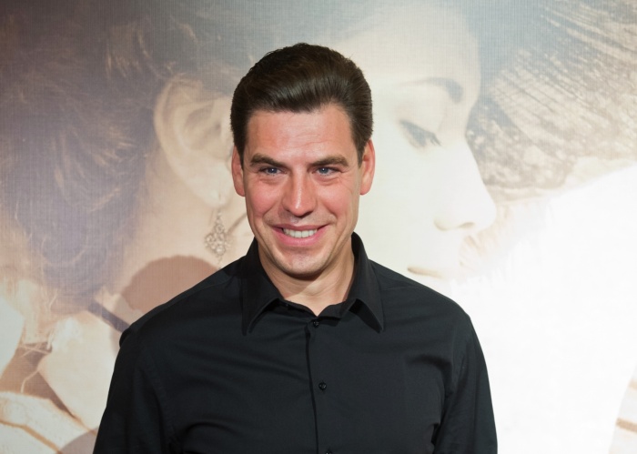 Дмитрий Дюжев.