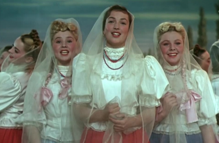 Кадр из фильма «Кубанские казаки». / Фото: kino-teatr.ru