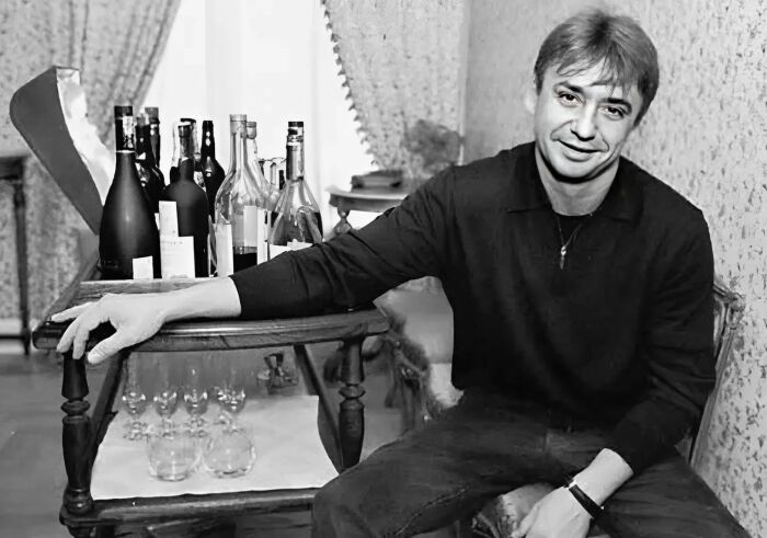 Антон Табаков.