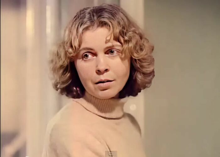 Нина Зоткина в фильме «Испытатели». Нина Зоткина в фильме «Испытатели».