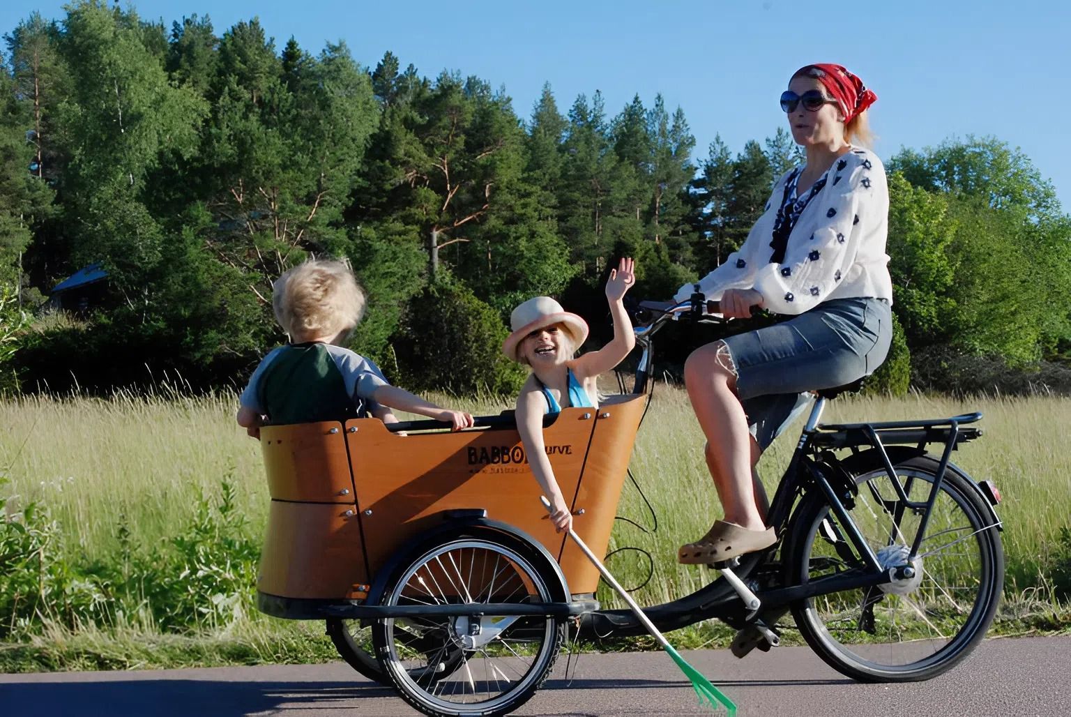 Татьяна Хотенко с детьми.