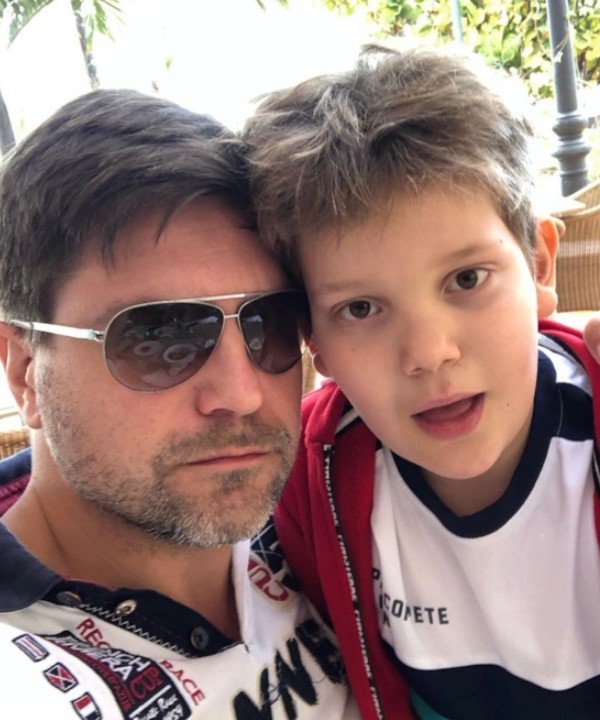 Виталий Кудрявцев с сыном Савелием. Виталий Кудрявцев с сыном Савелием.