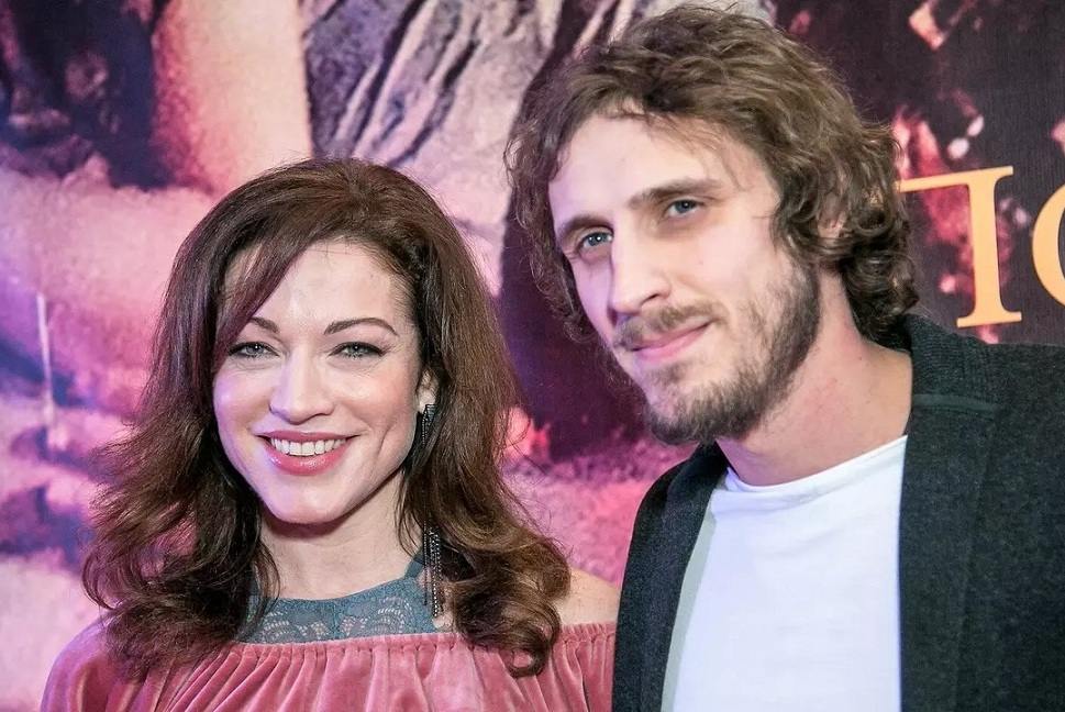 Алена Хмельницкая и Александр Синюшин. Алена Хмельницкая и Александр Синюшин.