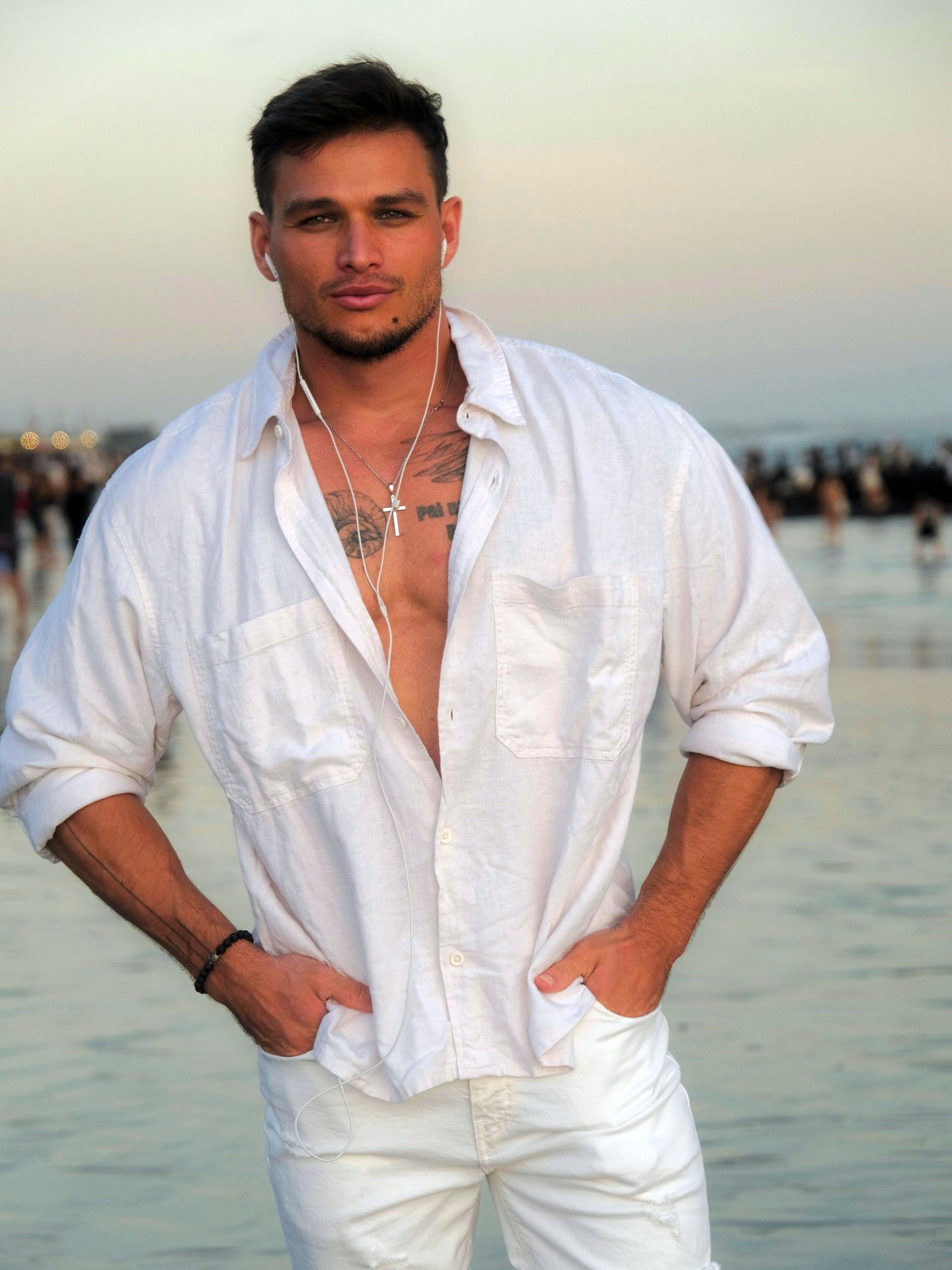 Влад Романов. Влад Романов.