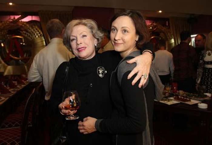 Алла Будницкая и Дарья Дроздовская. / Фото: pinterest.com