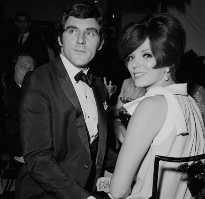 Джоан Коллинз и Энтони Ньюли. / Фото: kino-teatr.ru Джоан Коллинз и Энтони Ньюли. / Фото: kino-teatr.ru