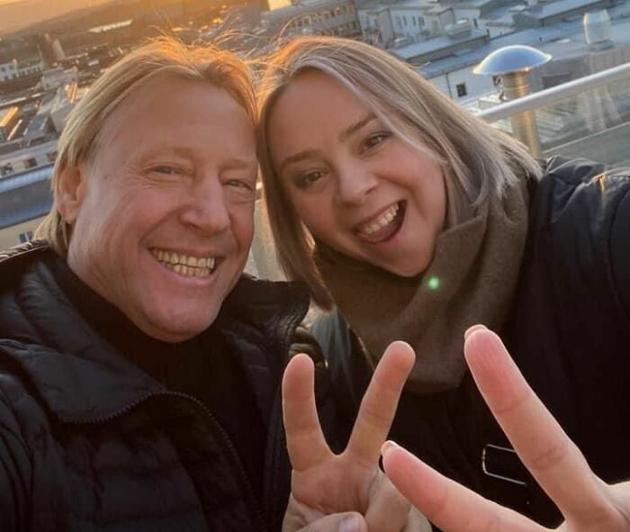 Дмитрий Харатьян с дочерью. Дмитрий Харатьян с дочерью.