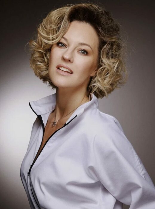 Яна Крайнова.