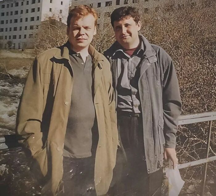 Дмитрий Колесников (слева).