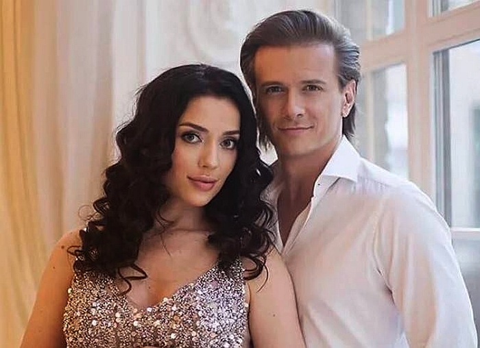 Глеб Матвейчук и Елена Глазкова. / Фото: paparazzi.ru