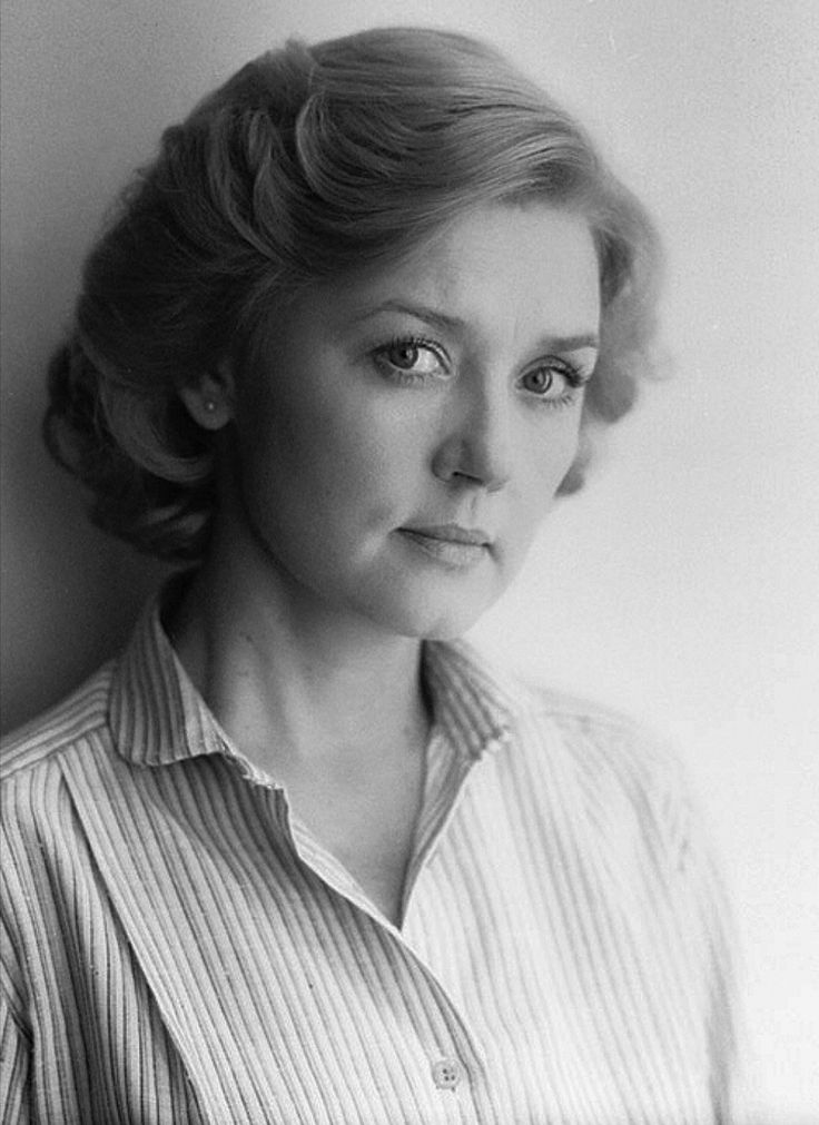 Вера Алентова.