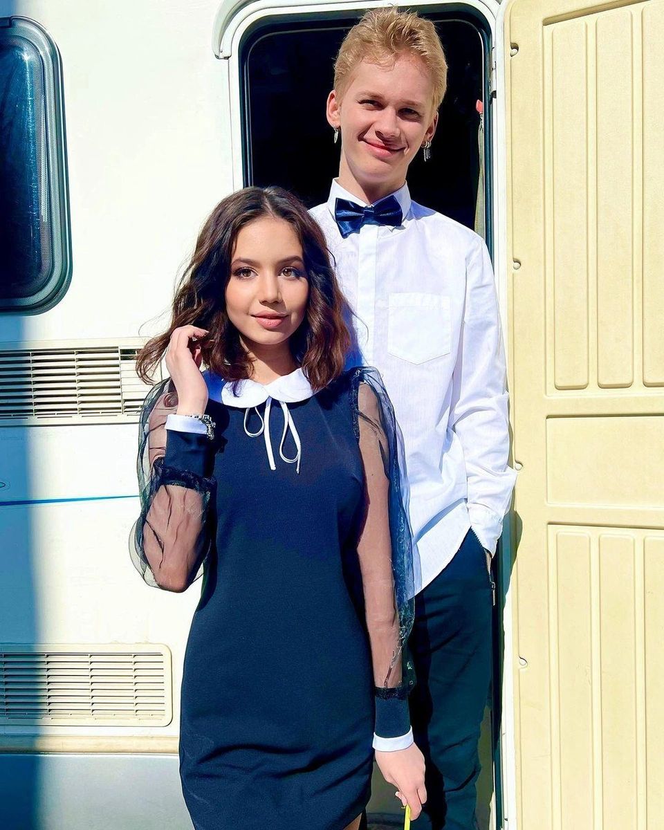 Луиза-Габриэла Бровина и Даня Милохин.