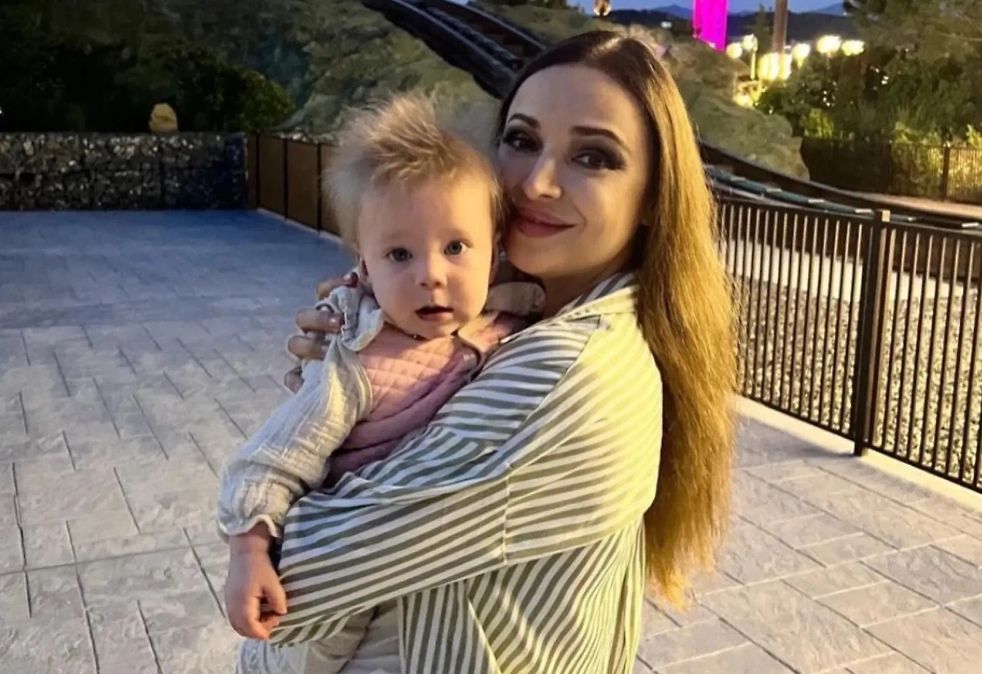 Маргарита Дробязко с дочерью.