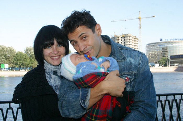 Стас Костюшкин с женой Ольгой и сыном Мартином.